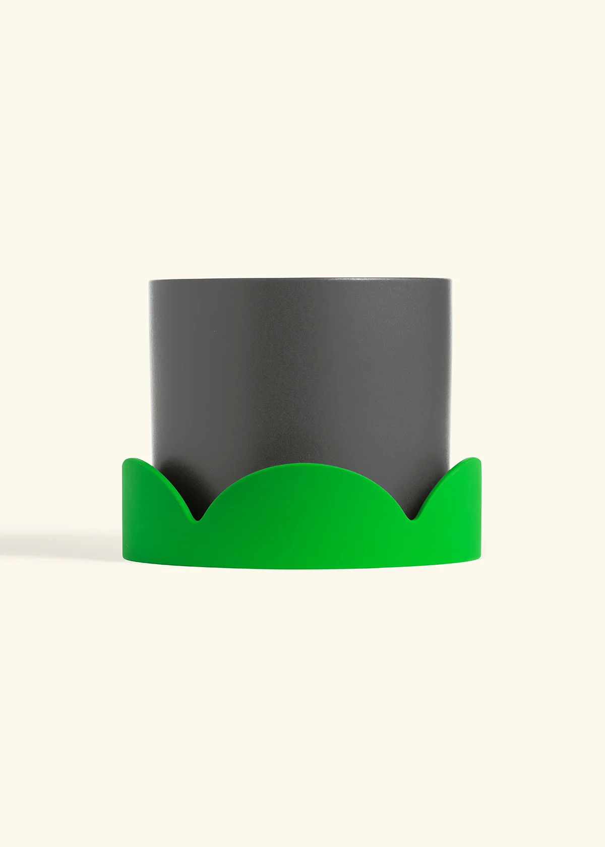 Classic Planter, Charcoal - Image 17